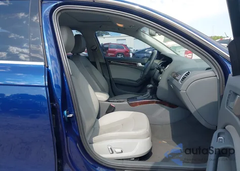 2016 Audi A4 2.0T Premium из США, поврежденный, VIN WAUBFAFL3GN018047